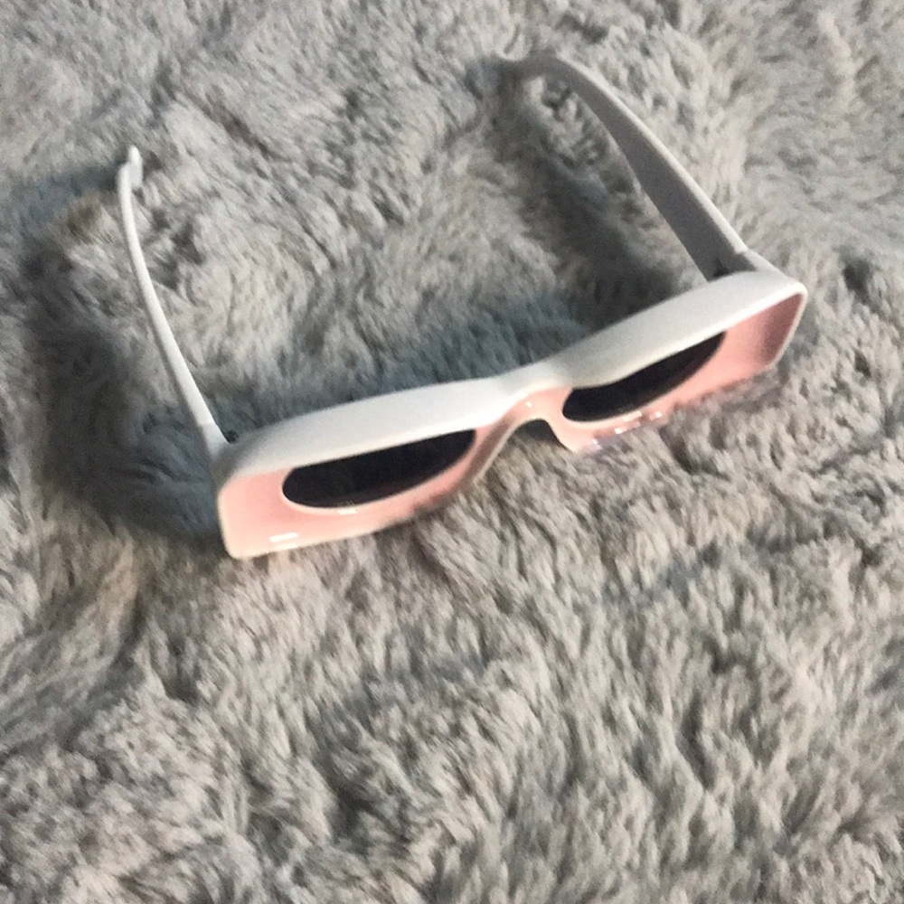 Sunglasses - Picture 6 of 6